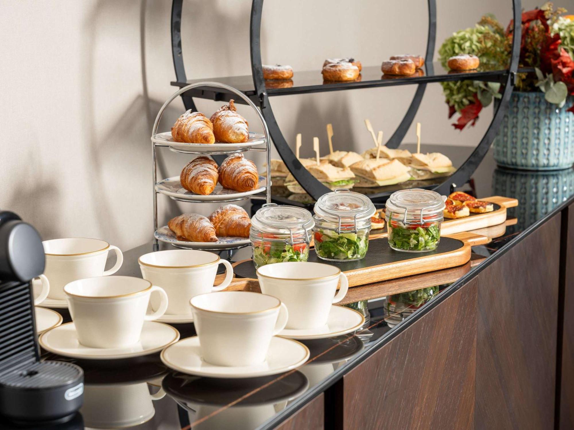 Mercure Conacul Cozieni 布加勒斯特 外观 照片
