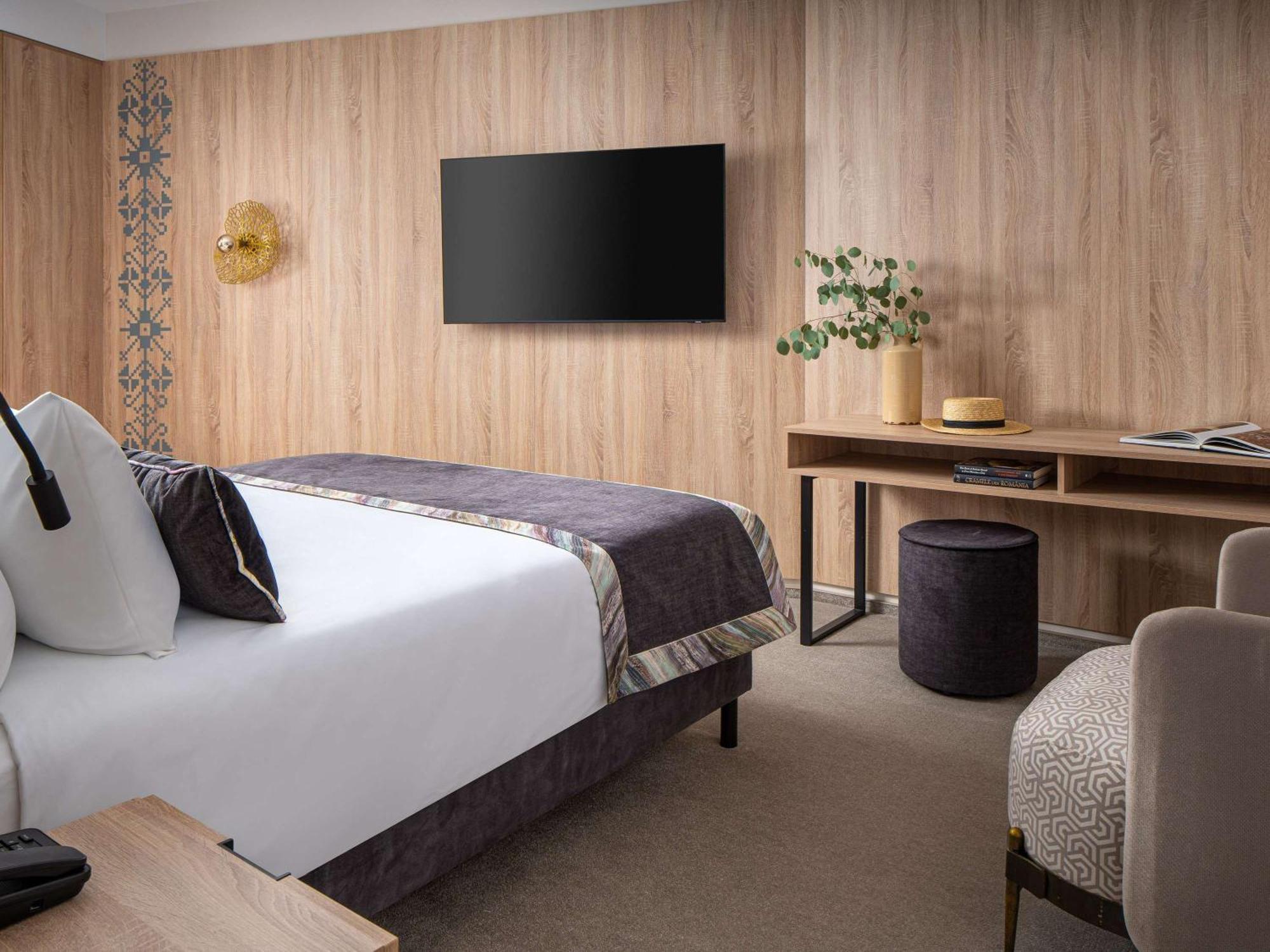 Mercure Conacul Cozieni 布加勒斯特 外观 照片